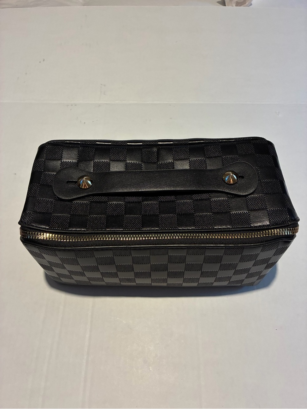 Black Checkered Men’s Toiletry Bag